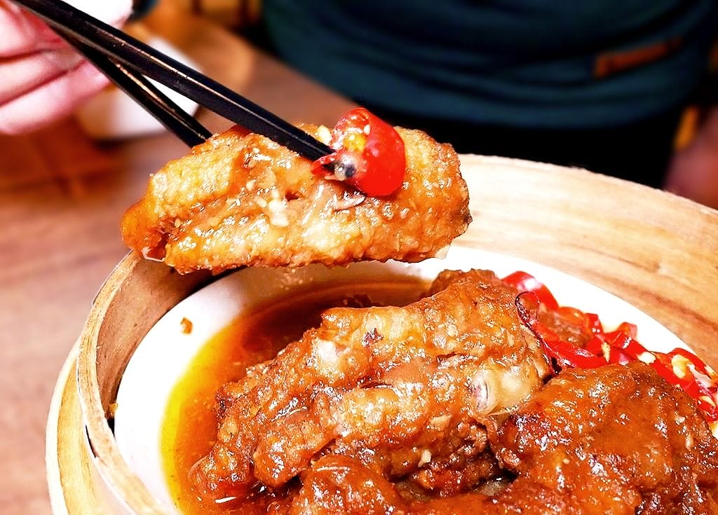 | 三創美食 | 港點大師 台北三創店.燒賣.蔥油雞撈丁.流沙奶皇包 . 港式飲茶餐廳 - 第50張圖 | 三創美食 | 港點大師 台北三創店.燒賣.蔥油雞撈丁.流沙奶皇包 . 港式飲茶餐廳