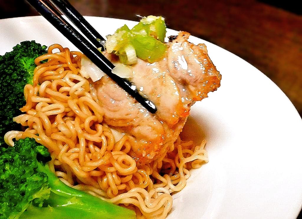 | 三創美食 | 港點大師 台北三創店.燒賣.蔥油雞撈丁.流沙奶皇包 . 港式飲茶餐廳 - 第20張圖 | 三創美食 | 港點大師 台北三創店.燒賣.蔥油雞撈丁.流沙奶皇包 . 港式飲茶餐廳