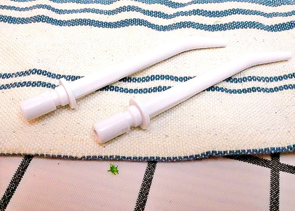 |清潔口腔|KINYO生活家電 迷你口袋型健康沖牙機.輕盈小巧.全機可水洗 - 第8張圖 |清潔口腔|KINYO生活家電 迷你口袋型健康沖牙機.輕盈小巧.全機可水洗