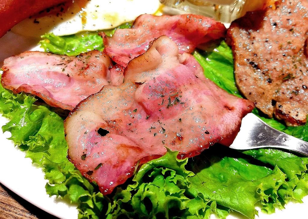 | 食記|夏一棧brunch café.板橋早午餐 / 下午茶 | 無法一手掌握的三層巨無霸漢堡. 店家重新裝潢(新菜單menu) - 第21張圖 | 食記|夏一棧brunch café.板橋早午餐 / 下午茶 | 無法一手掌握的三層巨無霸漢堡. 店家重新裝潢(新菜單menu)