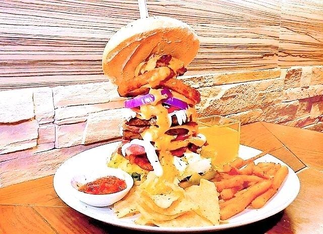 | 食記|夏一棧brunch café.板橋早午餐 / 下午茶 | 無法一手掌握的三層巨無霸漢堡. 店家重新裝潢(新菜單menu) - 第24張圖 | 食記|夏一棧brunch café.板橋早午餐 / 下午茶 | 無法一手掌握的三層巨無霸漢堡. 店家重新裝潢(新菜單menu)