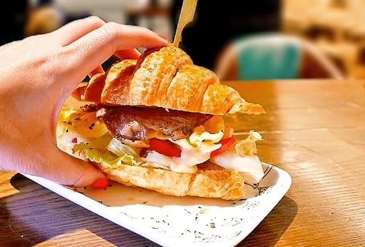 | 食記|夏一棧brunch café.板橋早午餐 / 下午茶 | 無法一手掌握的三層巨無霸漢堡. 店家重新裝潢(新菜單menu) - 第32張圖 | 食記|夏一棧brunch café.板橋早午餐 / 下午茶 | 無法一手掌握的三層巨無霸漢堡. 店家重新裝潢(新菜單menu)