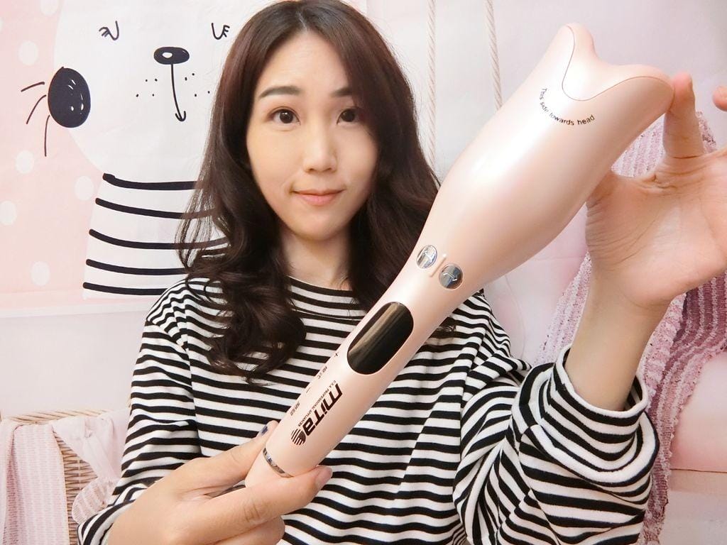 | 懶人捲髮棒 | Mita米塔電器 自動玫瑰捲髮器MT-C100,雙層防燙設計.不夾手.不夾頭髮.360度全自動捲髮.輕鬆擁有漂亮捲髮 - 第7張圖 | 懶人捲髮棒 | Mita米塔電器 自動玫瑰捲髮器MT-C100,雙層防燙設計.不夾手.不夾頭髮.360度全自動捲髮.輕鬆擁有漂亮捲髮