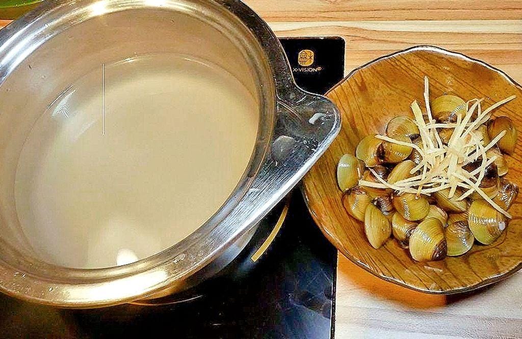 | 板橋府中火鍋 | 蜆王頂級鍋物.蝦蝦痛風鍋等著你來挑戰!台北涮涮鍋推薦!飲品冰淇淋爆米花無限享用 - 第27張圖 | 板橋府中火鍋 | 蜆王頂級鍋物.蝦蝦痛風鍋等著你來挑戰!台北涮涮鍋推薦!飲品冰淇淋爆米花無限享用