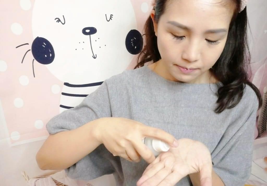 |省時保養|JIAHUI佳慧 QQ微粒按摩面膜,五效合一化妝水.保濕 / 亮白 / 緊緻 / 抗皺 / 彈潤.一瓶輕鬆搞定!我的懶人保養法~ - 第27張圖 |省時保養|JIAHUI佳慧 QQ微粒按摩面膜,五效合一化妝水.保濕 / 亮白 / 緊緻 / 抗皺 / 彈潤.一瓶輕鬆搞定!我的懶人保養法~