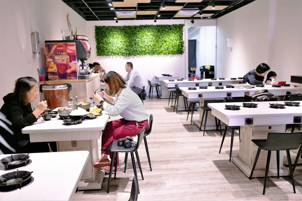 |永和小火鍋|Kuo-ma鍋媽精緻小火鍋(永和竹林店).百元個人鍋物!IG打卡網美牆.推薦必吃南瓜牛奶起司鍋 - 第6張圖 |永和小火鍋|Kuo-ma鍋媽精緻小火鍋(永和竹林店).百元個人鍋物!IG打卡網美牆.推薦必吃南瓜牛奶起司鍋