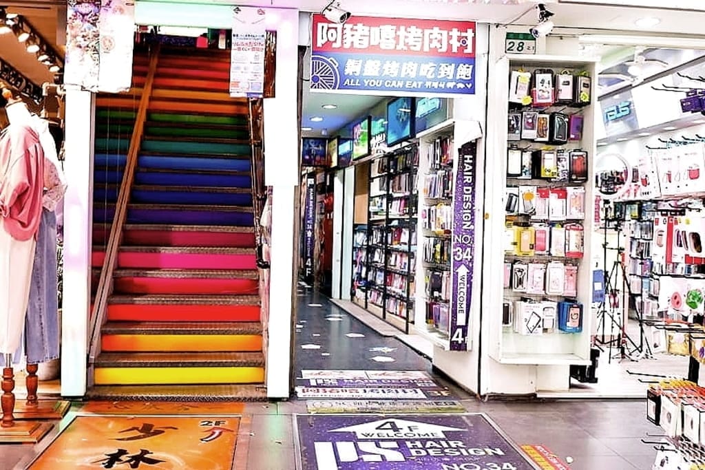 |台北萬華| 西門町吃到飽 – 阿豬嘻烤肉村.398銅板燒烤+部隊鍋.韓式小菜.冰淇淋.飲品自助無限吃到飽 - 第3張圖 |台北萬華| 西門町吃到飽 – 阿豬嘻烤肉村.398銅板燒烤+部隊鍋.韓式小菜.冰淇淋.飲品自助無限吃到飽