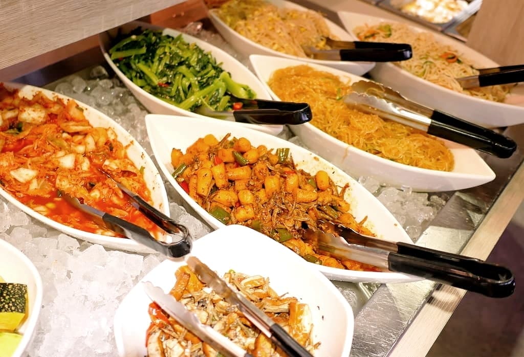 |台北萬華| 西門町吃到飽 – 阿豬嘻烤肉村.398銅板燒烤+部隊鍋.韓式小菜.冰淇淋.飲品自助無限吃到飽 - 第17張圖 |台北萬華| 西門町吃到飽 – 阿豬嘻烤肉村.398銅板燒烤+部隊鍋.韓式小菜.冰淇淋.飲品自助無限吃到飽