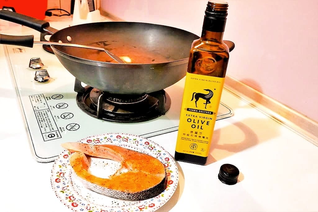 |料理分享|Terra Delyssa 德麗莎 特級初榨橄欖油、可生飲 / 多元料理、冷壓初榨優質油品 - 第2張圖 |料理分享|Terra Delyssa 德麗莎 特級初榨橄欖油、可生飲 / 多元料理、冷壓初榨優質油品