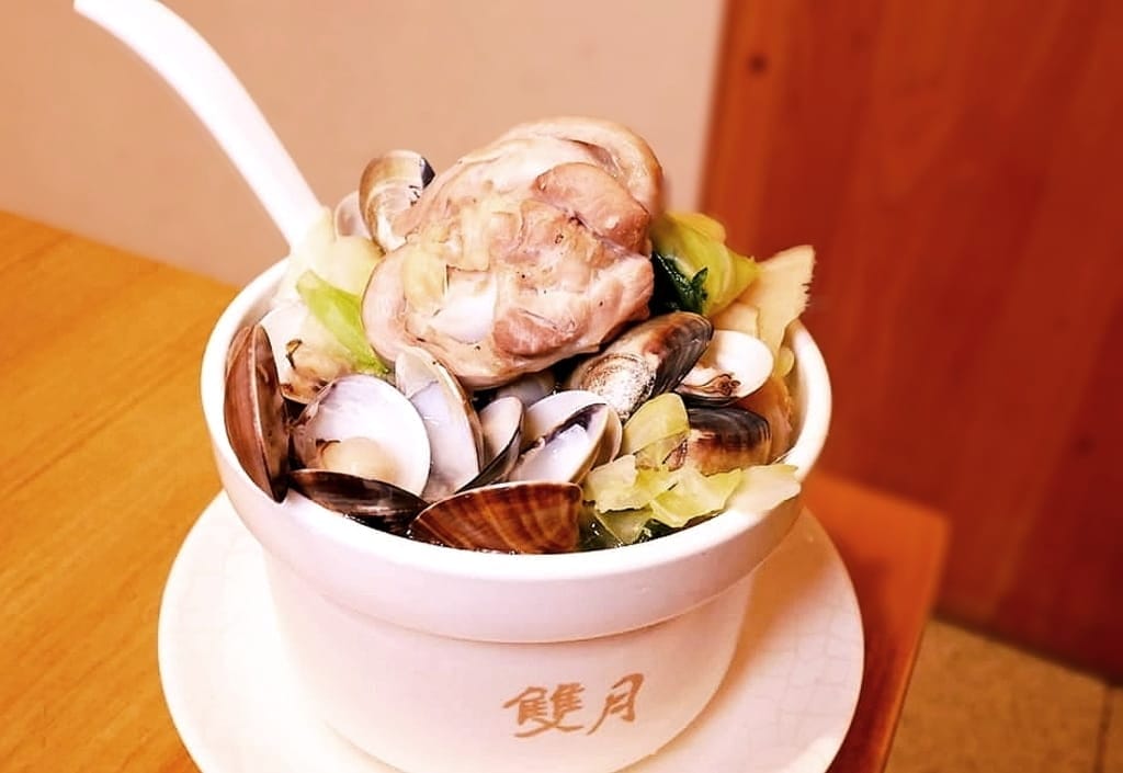 |中和美食|雙月食品社(中和店).燉補雞湯多到滿出來.月子餐首選.味美料多又實在.懶人燉補包禮盒 - 第18張圖 |中和美食|雙月食品社(中和店).燉補雞湯多到滿出來.月子餐首選.味美料多又實在.懶人燉補包禮盒