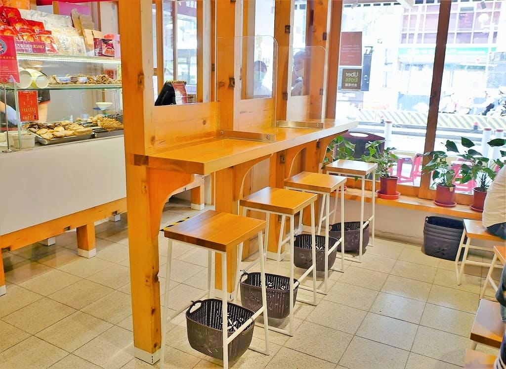 |中和美食|雙月食品社(中和店).燉補雞湯多到滿出來.月子餐首選.味美料多又實在.懶人燉補包禮盒 - 第9張圖 |中和美食|雙月食品社(中和店).燉補雞湯多到滿出來.月子餐首選.味美料多又實在.懶人燉補包禮盒