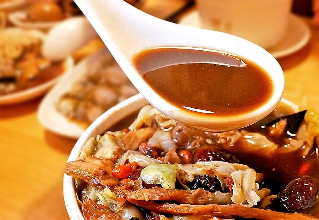 |中和美食|雙月食品社(中和店).燉補雞湯多到滿出來.月子餐首選.味美料多又實在.懶人燉補包禮盒 - 第16張圖 |中和美食|雙月食品社(中和店).燉補雞湯多到滿出來.月子餐首選.味美料多又實在.懶人燉補包禮盒