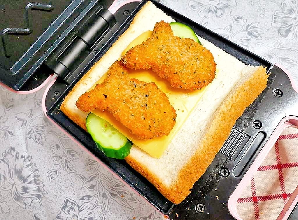 |懶人早餐系列|KINYO 2in1三明治點心機開箱. 鬆餅機 / 熱壓三明治.多樣創意料理在家自己做.輕巧可站立收納 - 第18張圖 |懶人早餐系列|KINYO 2in1三明治點心機開箱. 鬆餅機 / 熱壓三明治.多樣創意料理在家自己做.輕巧可站立收納