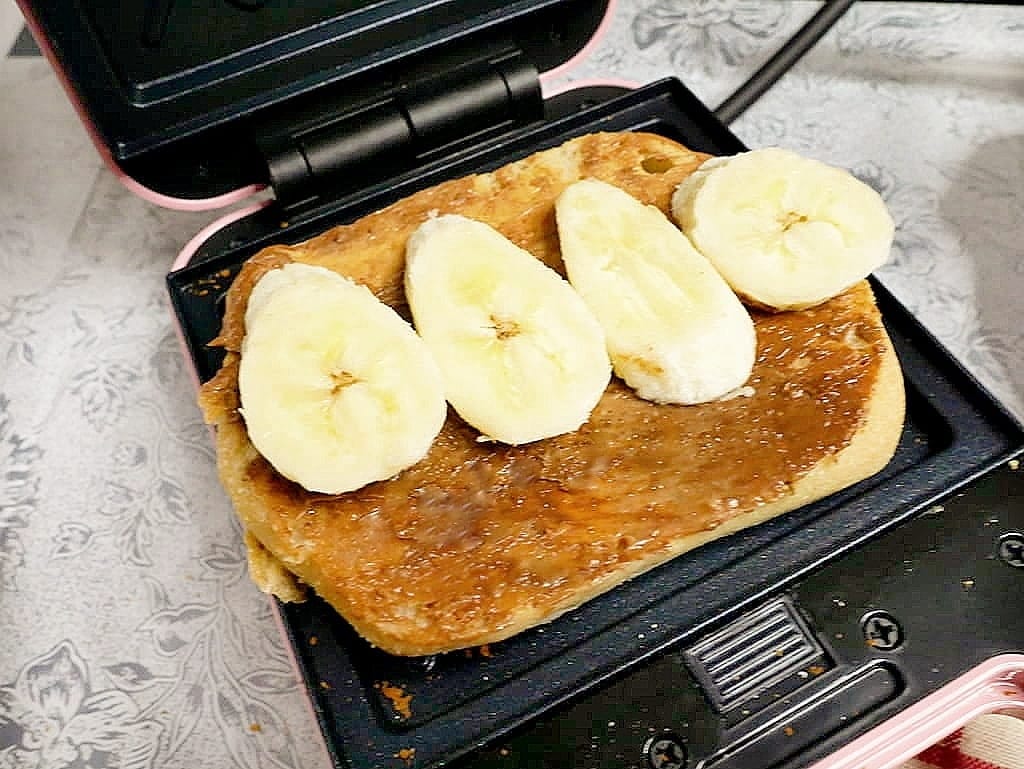 |懶人早餐系列|KINYO 2in1三明治點心機開箱. 鬆餅機 / 熱壓三明治.多樣創意料理在家自己做.輕巧可站立收納 - 第21張圖 |懶人早餐系列|KINYO 2in1三明治點心機開箱. 鬆餅機 / 熱壓三明治.多樣創意料理在家自己做.輕巧可站立收納