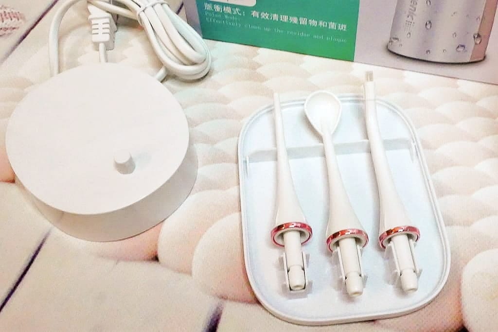 | 沖牙機推薦 | 浦桑尼克 JL-550 脈衝水柱無線攜帶沖牙機.讓牙齒天天做SPA.維持口腔健康 - 第8張圖 | 沖牙機推薦 | 浦桑尼克 JL-550 脈衝水柱無線攜帶沖牙機.讓牙齒天天做SPA.維持口腔健康