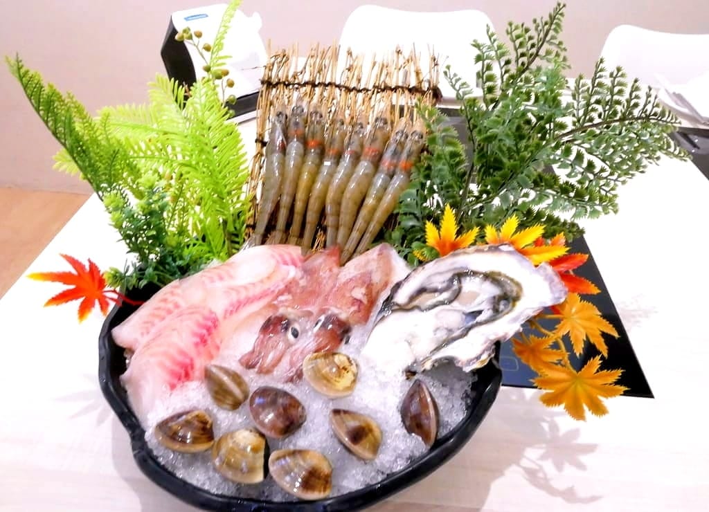 | 西門火鍋推薦 | 沐月精緻小火鍋西門店.超大肉盤一次吃個過癮.經濟實惠.捷運周邊美食 - 第33張圖 | 西門火鍋推薦 | 沐月精緻小火鍋西門店.超大肉盤一次吃個過癮.經濟實惠.捷運周邊美食