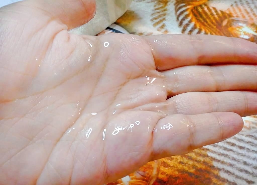 | 臉部保養| 詩美諾全能精華乳/ 人蔘緊緻煥顏面膜．超輕薄杜邦棉材質．天然草本精萃配方．．維持彈潤有光澤