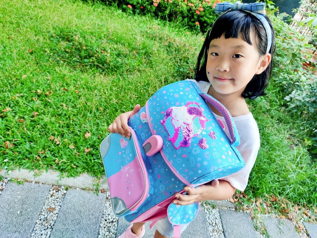 |小學生書包推薦|TigerFamily小學者超輕量護脊書包.秒開磁扣設計.容量大 / 重量輕. 送超值五件組 - 第11張圖 |小學生書包推薦|TigerFamily小學者超輕量護脊書包.秒開磁扣設計.容量大 / 重量輕. 送超值五件組