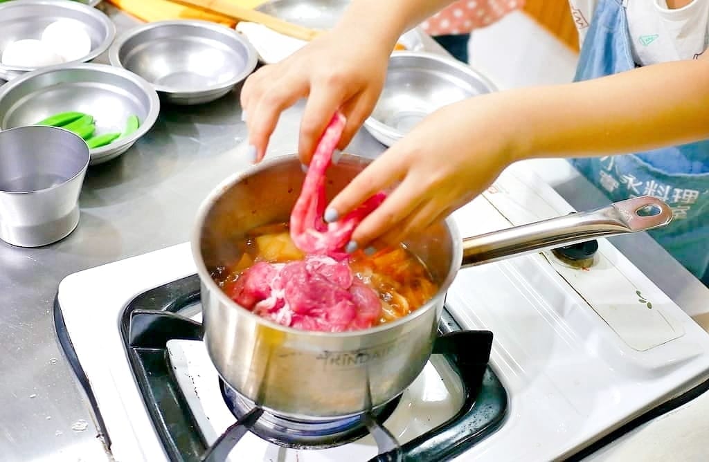 | 2020兒童夏令營 | 永老師烹飪教室.小永料理.讓孩子自己動手做.創意玩料理.暑假烹飪營 - 第25張圖 | 2020兒童夏令營 | 永老師烹飪教室.小永料理.讓孩子自己動手做.創意玩料理.暑假烹飪營