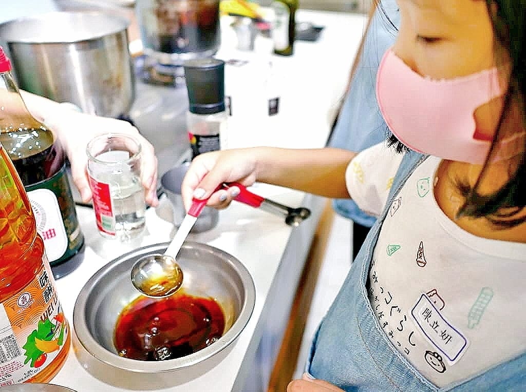 | 2020兒童夏令營 | 永老師烹飪教室.小永料理.讓孩子自己動手做.創意玩料理.暑假烹飪營 - 第24張圖 | 2020兒童夏令營 | 永老師烹飪教室.小永料理.讓孩子自己動手做.創意玩料理.暑假烹飪營