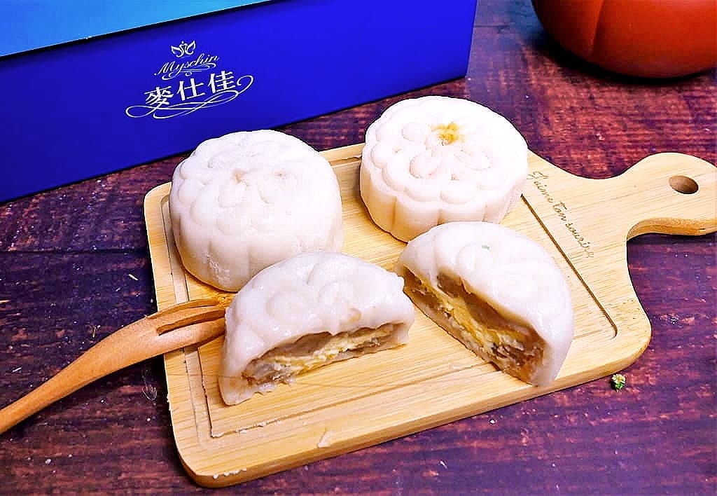 |伴手禮|麥仕佳 雪藏冰皮月餅.超人氣爆漿奶皇流沙月餅!中秋禮盒送禮大方又好吃 - 第16張圖 |伴手禮|麥仕佳 雪藏冰皮月餅.超人氣爆漿奶皇流沙月餅!中秋禮盒送禮大方又好吃