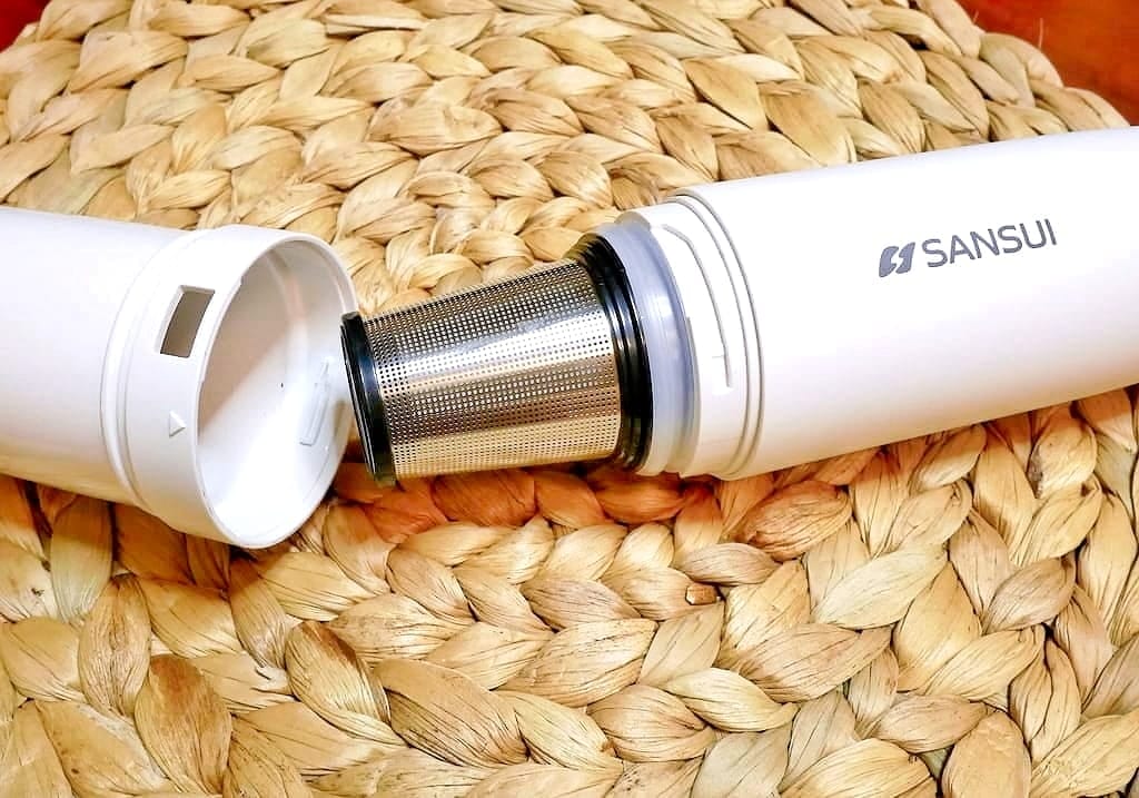 |家電開箱|SANSUI山水 輕淨吸迷你無線吸塵器 SVC-DD1白,無線手持.極輕巧設計,25min續航/二檔強勁吸力,居家車用清潔 - 第17張圖 |家電開箱|SANSUI山水 輕淨吸迷你無線吸塵器 SVC-DD1白,無線手持.極輕巧設計,25min續航/二檔強勁吸力,居家車用清潔