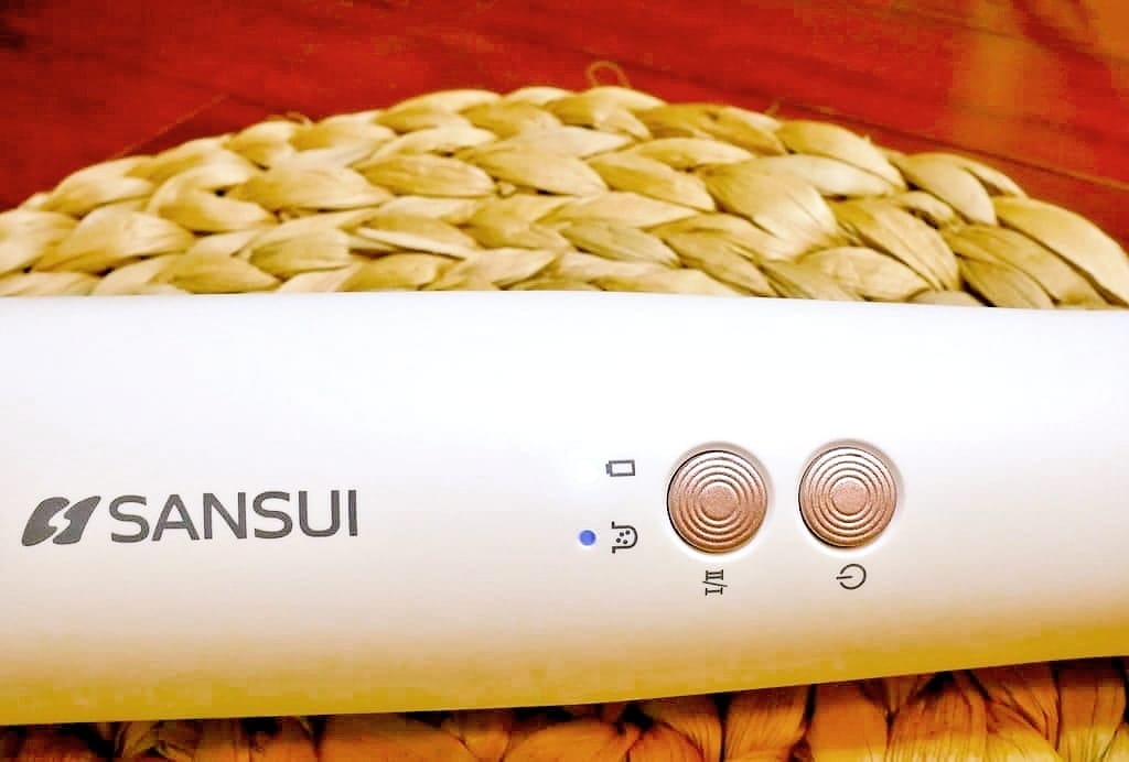 |家電開箱|SANSUI山水 輕淨吸迷你無線吸塵器 SVC-DD1白,無線手持.極輕巧設計,25min續航/二檔強勁吸力,居家車用清潔 - 第12張圖 |家電開箱|SANSUI山水 輕淨吸迷你無線吸塵器 SVC-DD1白,無線手持.極輕巧設計,25min續航/二檔強勁吸力,居家車用清潔