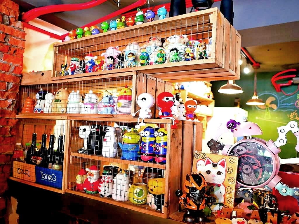 |松江南京義大利麵|TankQ Cafe & Bar 松江南京店.浮誇系早午餐.行李箱/貨櫃箱餐點.可愛公仔主題餐廳.約會餐廳 - 第21張圖 |松江南京義大利麵|TankQ Cafe & Bar 松江南京店.浮誇系早午餐.行李箱/貨櫃箱餐點.可愛公仔主題餐廳.約會餐廳