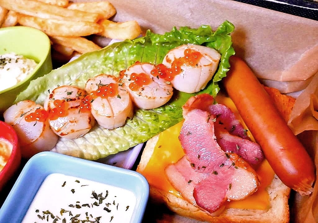 |松江南京義大利麵|TankQ Cafe & Bar 松江南京店.浮誇系早午餐.行李箱/貨櫃箱餐點.可愛公仔主題餐廳.約會餐廳 - 第59張圖 |松江南京義大利麵|TankQ Cafe & Bar 松江南京店.浮誇系早午餐.行李箱/貨櫃箱餐點.可愛公仔主題餐廳.約會餐廳