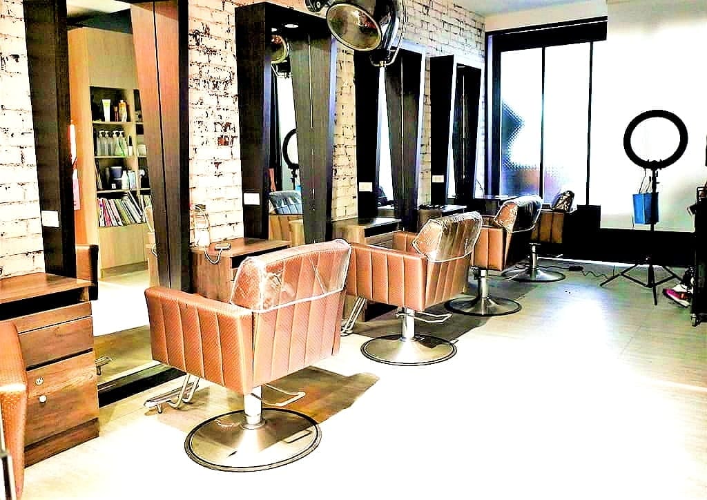 |台北中山區髮廊|FIN Hair Salon.韓妞氣質紅茶拿鐵色系.顯白又甜美.台北染髮推薦.設計師Vicky - 第10張圖 |台北中山區髮廊|FIN Hair Salon.韓妞氣質紅茶拿鐵色系.顯白又甜美.台北染髮推薦.設計師Vicky