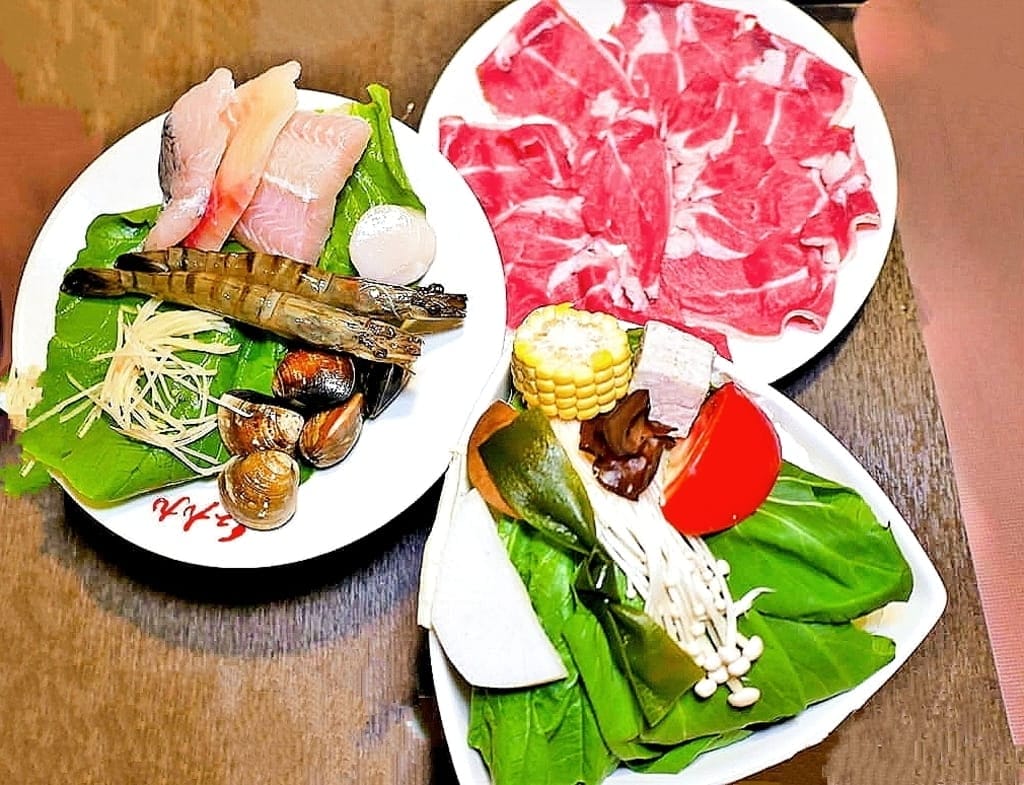 |市府店火鍋| 紅九九個人鴛鴦鍋.一個人也可以吃麻辣火鍋.鴨血豆腐免費續 - 第26張圖 |市府店火鍋| 紅九九個人鴛鴦鍋.一個人也可以吃麻辣火鍋.鴨血豆腐免費續
