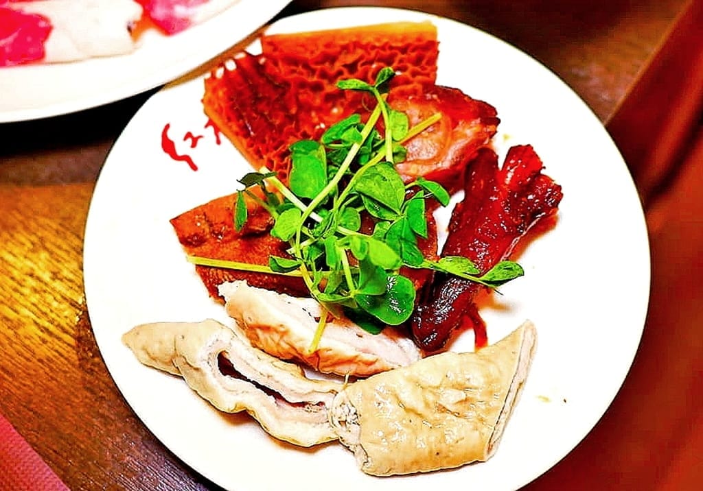 |市府店火鍋| 紅九九個人鴛鴦鍋.一個人也可以吃麻辣火鍋.鴨血豆腐免費續 - 第37張圖 |市府店火鍋| 紅九九個人鴛鴦鍋.一個人也可以吃麻辣火鍋.鴨血豆腐免費續