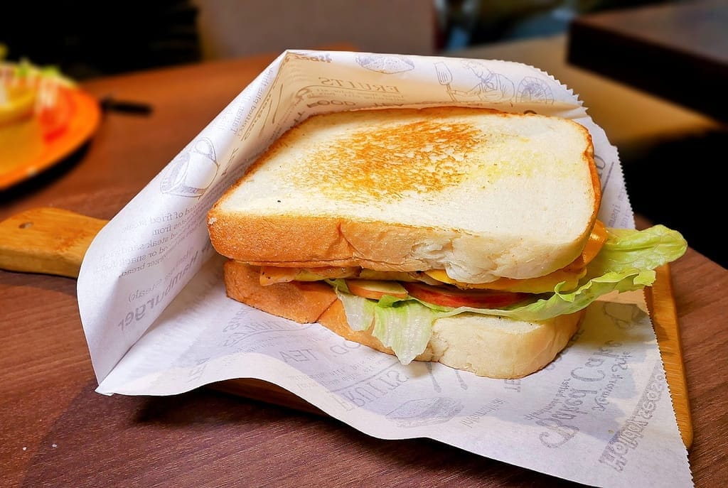 早食間
