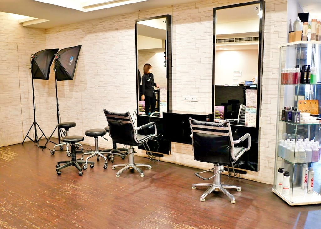 |美髮|Wor hair府中店.浪漫空氣捲捲髮.板橋染髮推薦1200元.優質親切服務! - 第7張圖 |美髮|Wor hair府中店.浪漫空氣捲捲髮.板橋染髮推薦1200元.優質親切服務!