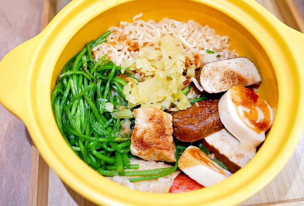 ｜新莊小吃推薦｜別想了！吃．滷味吧！七種湯頭口味．湯滷／乾滷．食材豐富．創意新吃法．新莊宵夜推薦
