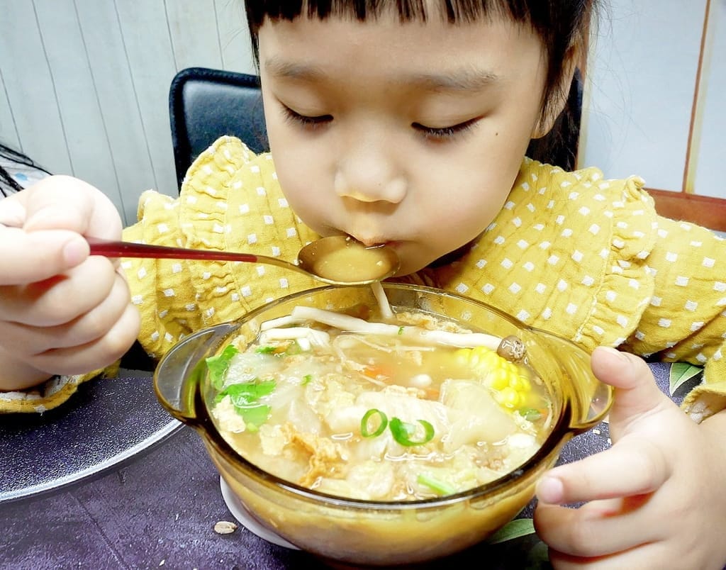 |常溫美食|和秋美食 黃金白菜滷.肉骨茶細粉.年節禮盒推薦.在家就能輕鬆喝滋補燉湯 - 第23張圖 |常溫美食|和秋美食 黃金白菜滷.肉骨茶細粉.年節禮盒推薦.在家就能輕鬆喝滋補燉湯
