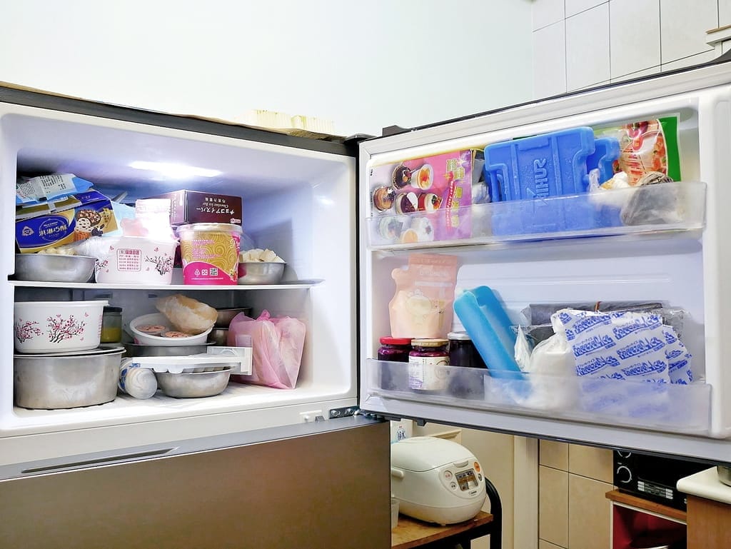 |直立式冷凍櫃推薦|FRIGIDAIRE 富及第 260L低溫無霜冷凍櫃.20道出風口.急速均勻降溫.居家防疫必備家電 - 第3張圖 |直立式冷凍櫃推薦|FRIGIDAIRE 富及第 260L低溫無霜冷凍櫃.20道出風口.急速均勻降溫.居家防疫必備家電