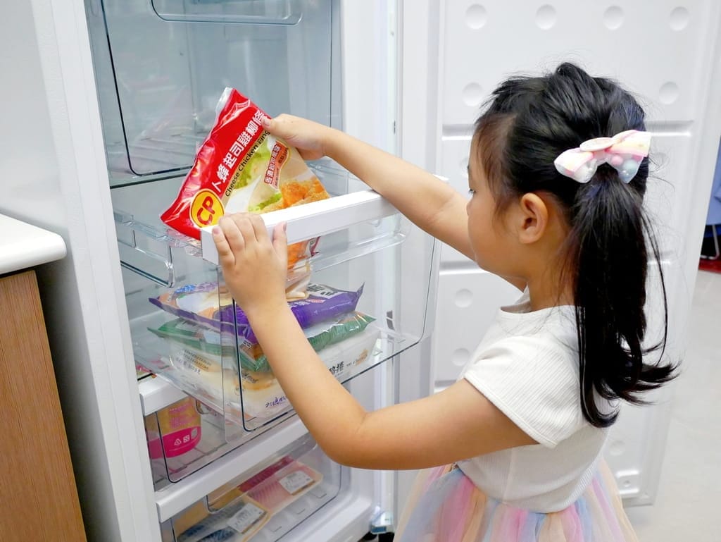|直立式冷凍櫃推薦|FRIGIDAIRE 富及第 260L低溫無霜冷凍櫃.20道出風口.急速均勻降溫.居家防疫必備家電 - 第25張圖 |直立式冷凍櫃推薦|FRIGIDAIRE 富及第 260L低溫無霜冷凍櫃.20道出風口.急速均勻降溫.居家防疫必備家電