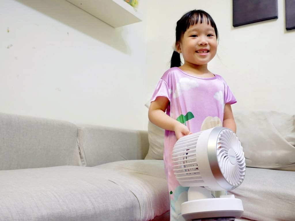 ｜小家電推薦｜日本 富力森FURIMORI 創風擺頭循環扇．輕巧好移動．室內溫度節能．循環扇推薦！