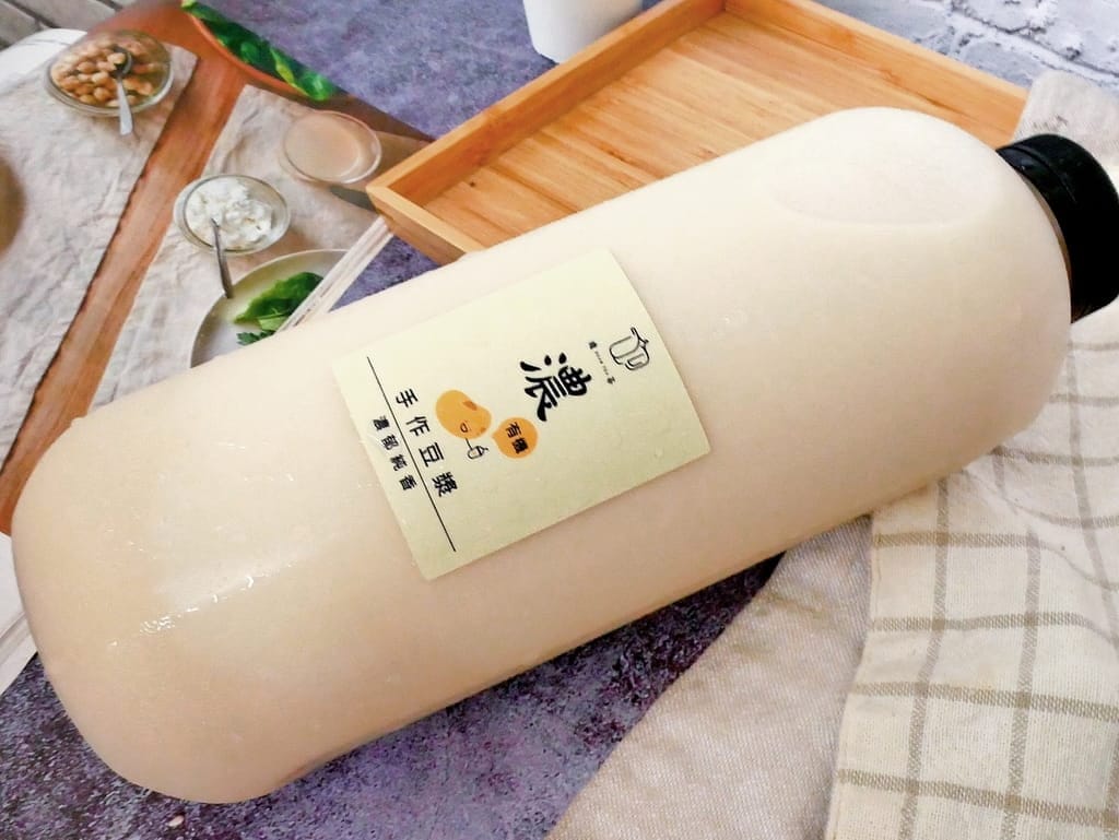 |超濃豆漿| 迪茶 手作濃豆漿.手作濃杏仁茶.口感濃郁滑順.清爽消暑杏仁豆腐 - 第14張圖 |超濃豆漿| 迪茶 手作濃豆漿.手作濃杏仁茶.口感濃郁滑順.清爽消暑杏仁豆腐