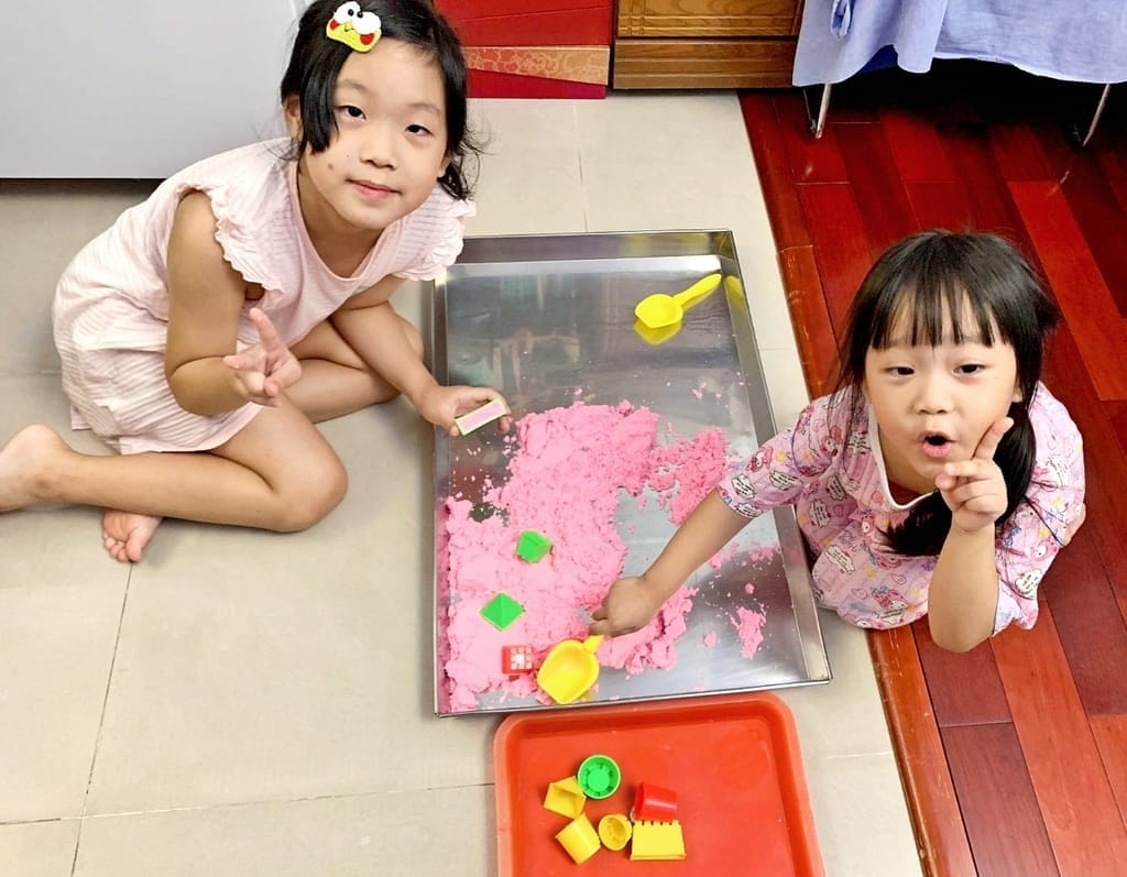 | 幼兒線上課程|企鵝家族幼兒園.防疫停課不停學.在家自學.線上真人互動體驗 - 第2張圖 | 幼兒線上課程|企鵝家族幼兒園.防疫停課不停學.在家自學.線上真人互動體驗