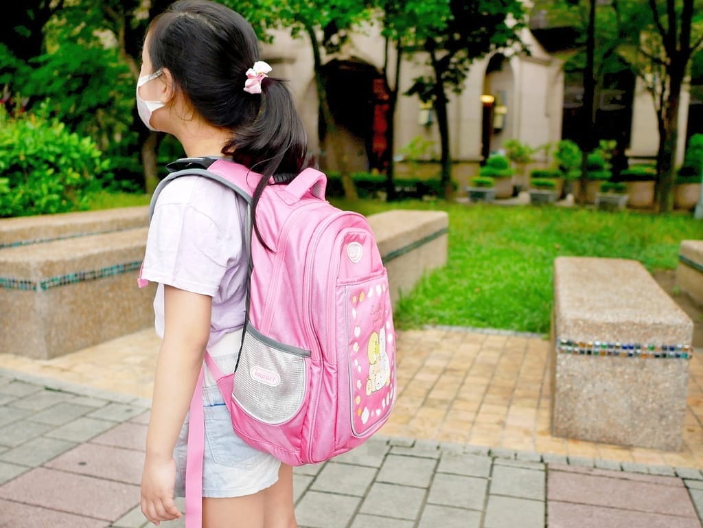 |小學生書包推薦|怡寶 角落小夥伴成長型護脊書包.多格層收納.背墊柔軟紓壓 - 第35張圖 |小學生書包推薦|怡寶 角落小夥伴成長型護脊書包.多格層收納.背墊柔軟紓壓