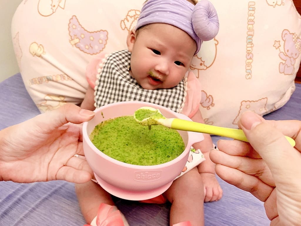 |料理機推薦|Chicco 多功能食物調理機.副食品好幫手!矽膠吸盤碗.讓孩子愛上吃飯 - 第2張圖 |料理機推薦|Chicco 多功能食物調理機.副食品好幫手!矽膠吸盤碗.讓孩子愛上吃飯