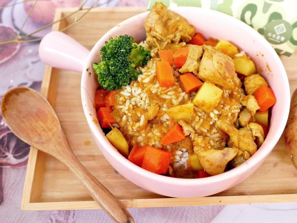 | 宅配食品 | 光光盒餐-調理醬包．5分鐘迅速上桌．防疫在家吃好料！