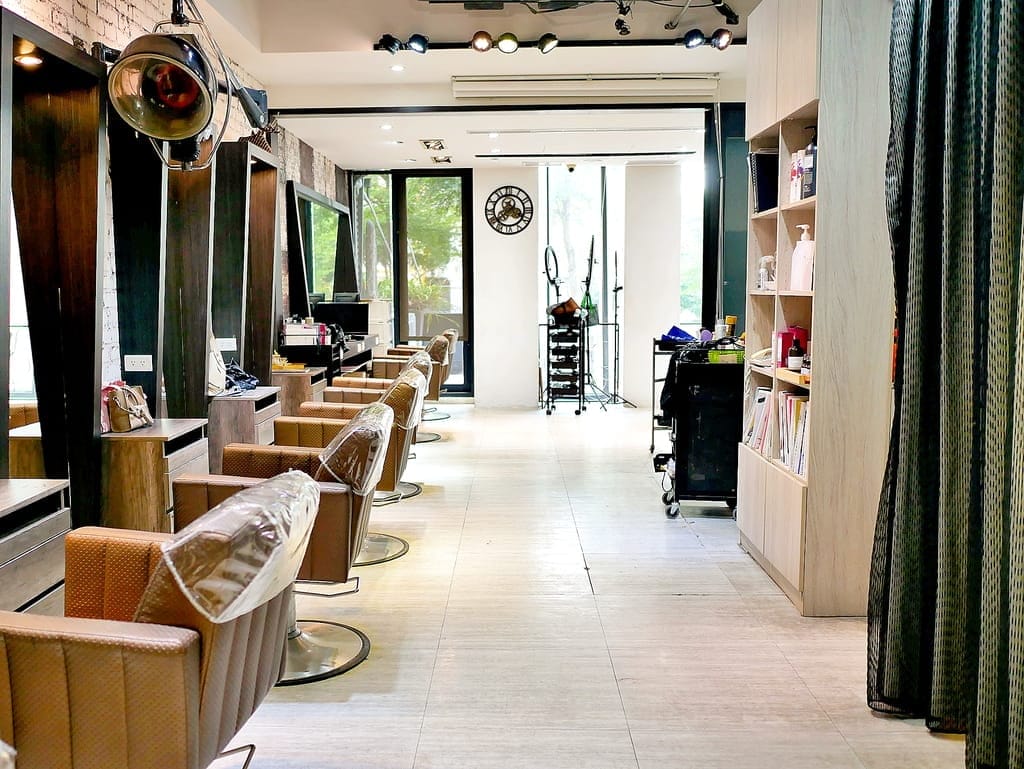 |台北中山區髮廊|Fin Hair Salon.浪漫捲髮好整理.CREDO髮善結構式護髮.中山區美髮推薦.台北中山區剪髮 - 第7張圖 |台北中山區髮廊|Fin Hair Salon.浪漫捲髮好整理.CREDO髮善結構式護髮.中山區美髮推薦.台北中山區剪髮