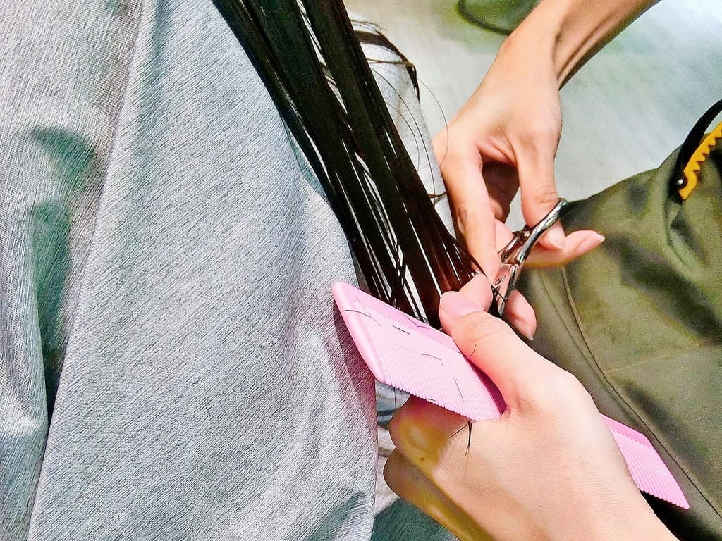 |台北中山區髮廊|Fin Hair Salon.浪漫捲髮好整理.CREDO髮善結構式護髮.中山區美髮推薦.台北中山區剪髮 - 第21張圖 |台北中山區髮廊|Fin Hair Salon.浪漫捲髮好整理.CREDO髮善結構式護髮.中山區美髮推薦.台北中山區剪髮