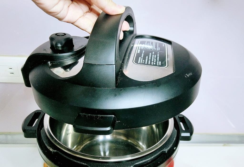 |萬用鍋開箱|lnstant Pot IP音速鍋.煎煮炒燉一鍋搞定!免顧火.輕鬆按就能變出一道道美味料理 - 第11張圖 |萬用鍋開箱|lnstant Pot IP音速鍋.煎煮炒燉一鍋搞定!免顧火.輕鬆按就能變出一道道美味料理