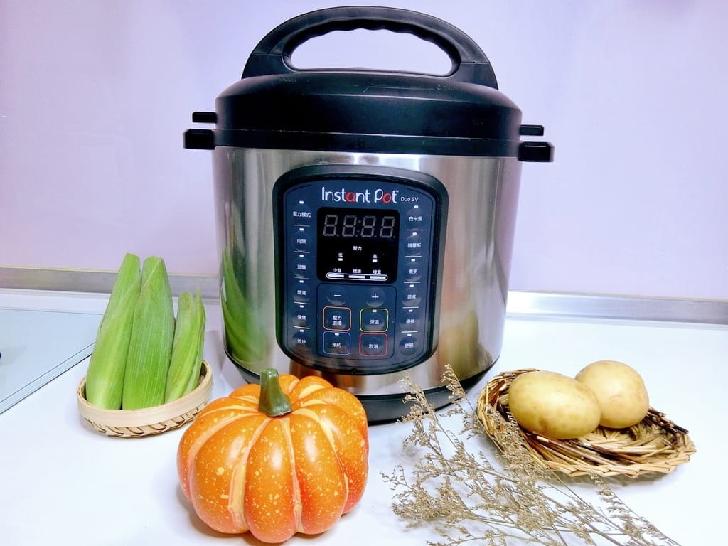 |萬用鍋開箱|lnstant Pot IP音速鍋.煎煮炒燉一鍋搞定!免顧火.輕鬆按就能變出一道道美味料理 - 第4張圖 |萬用鍋開箱|lnstant Pot IP音速鍋.煎煮炒燉一鍋搞定!免顧火.輕鬆按就能變出一道道美味料理
