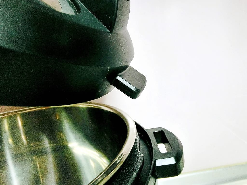 |萬用鍋開箱|lnstant Pot IP音速鍋.煎煮炒燉一鍋搞定!免顧火.輕鬆按就能變出一道道美味料理 - 第12張圖 |萬用鍋開箱|lnstant Pot IP音速鍋.煎煮炒燉一鍋搞定!免顧火.輕鬆按就能變出一道道美味料理