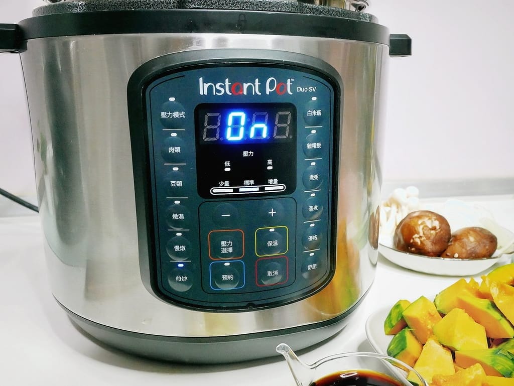 |萬用鍋開箱|lnstant Pot IP音速鍋.煎煮炒燉一鍋搞定!免顧火.輕鬆按就能變出一道道美味料理 - 第19張圖 |萬用鍋開箱|lnstant Pot IP音速鍋.煎煮炒燉一鍋搞定!免顧火.輕鬆按就能變出一道道美味料理